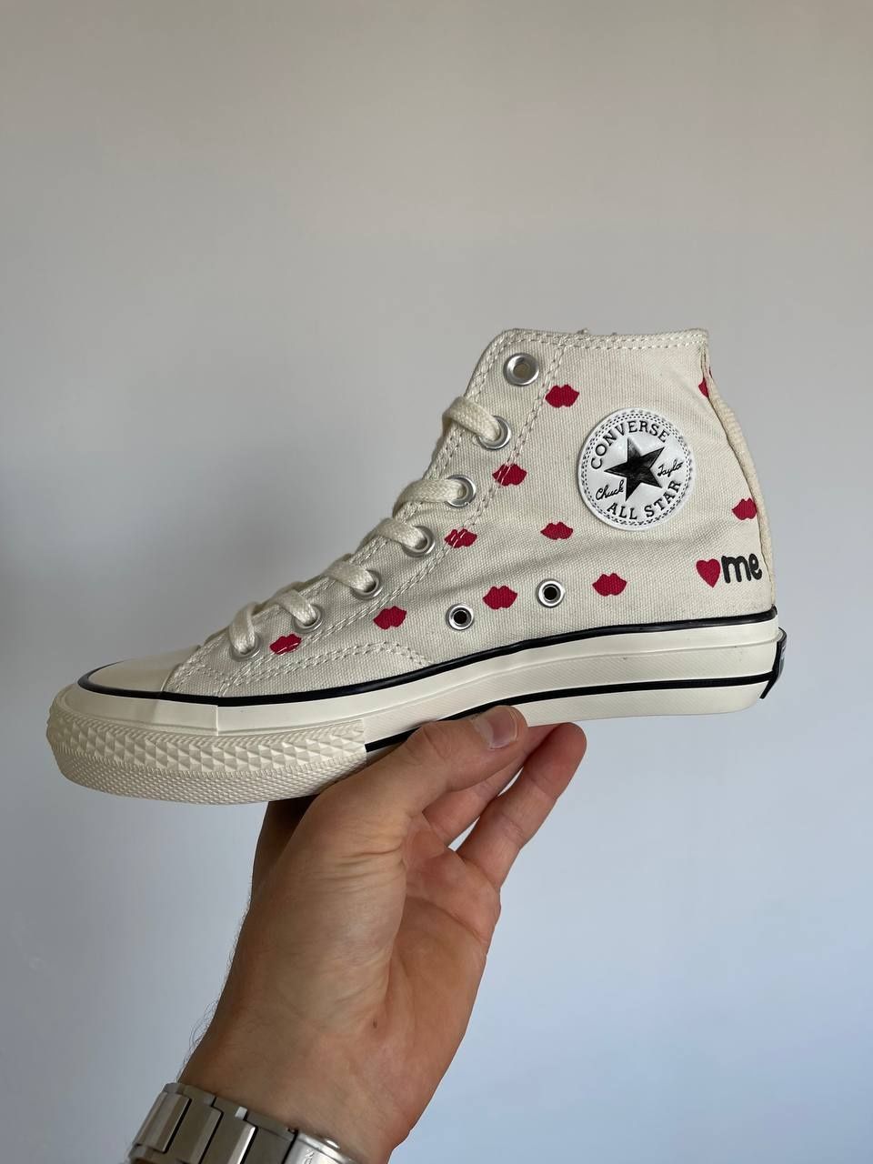 Жіночі кеди Converse Chuck 70 Embroidered Lips  White