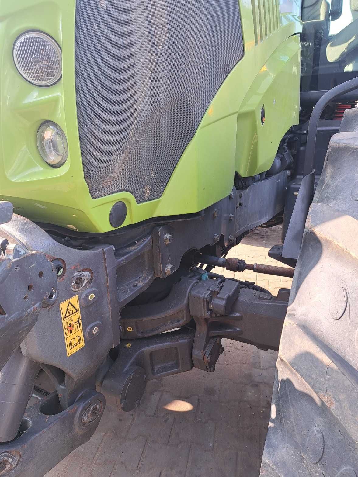 Class Axion 820 Nie Arion
