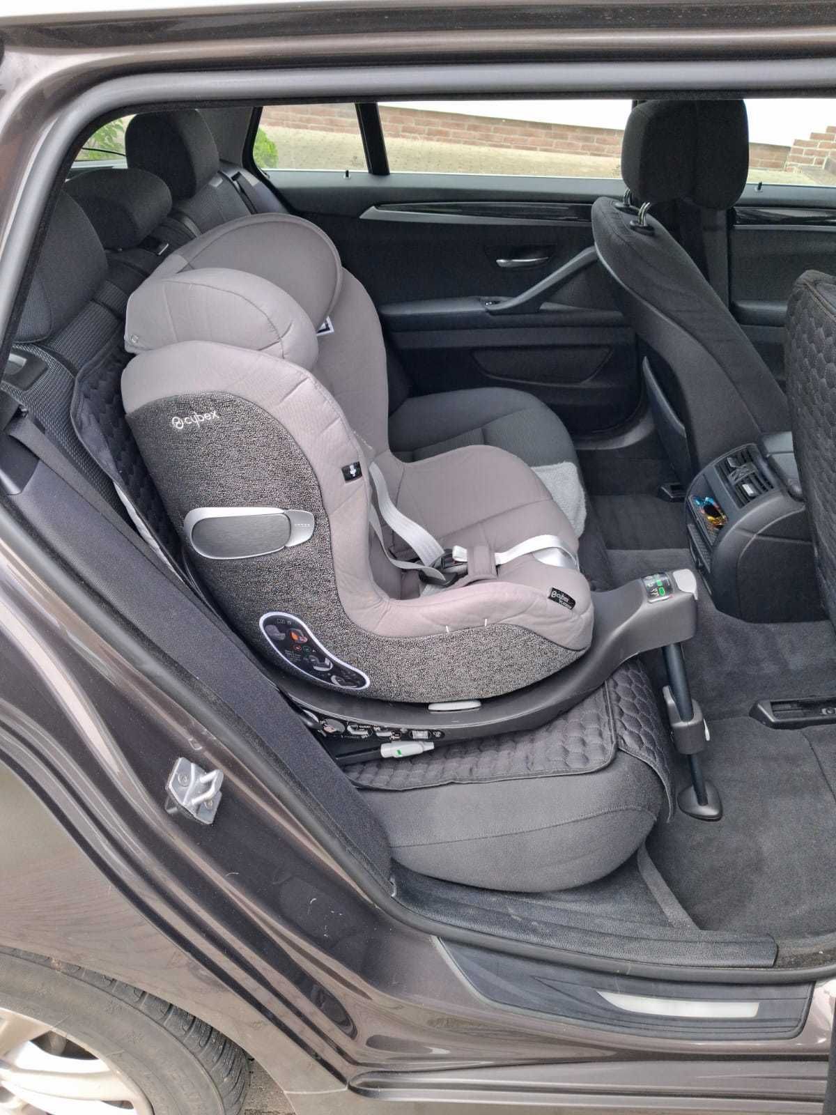 Fotelik z bazą Cybex Sirona Z i-size plus baza Z