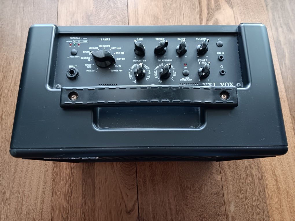 Amp de guitarra Vox VX I
