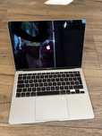 MacBook Air M1 (2022) – Lekkość, moc i styl w jednym!