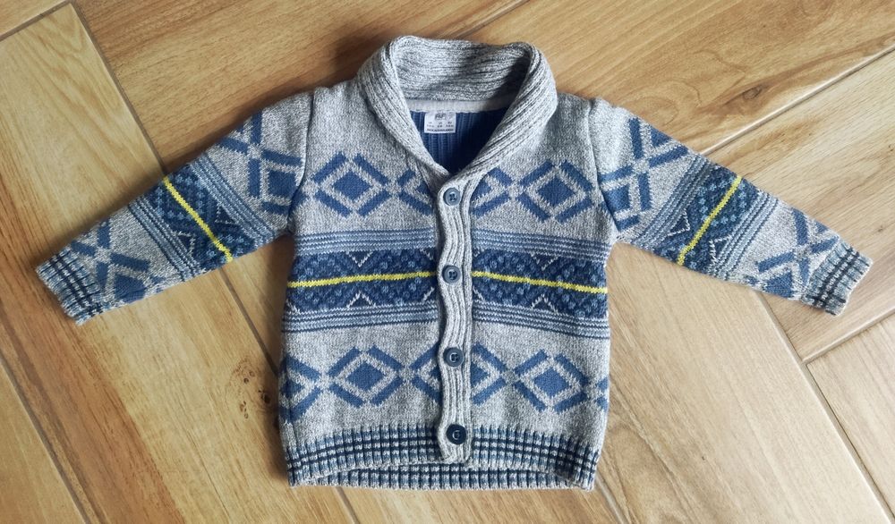 NOWY Ciepły sweter sweterek F&F chłopięcy rozmiar 68 (3-6 mies)