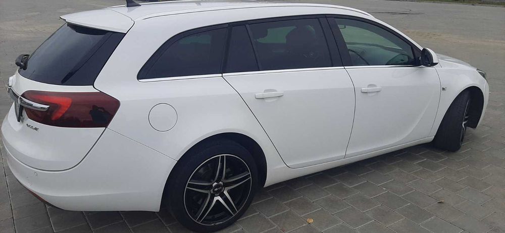 OPEL Insignia Sport 2014
