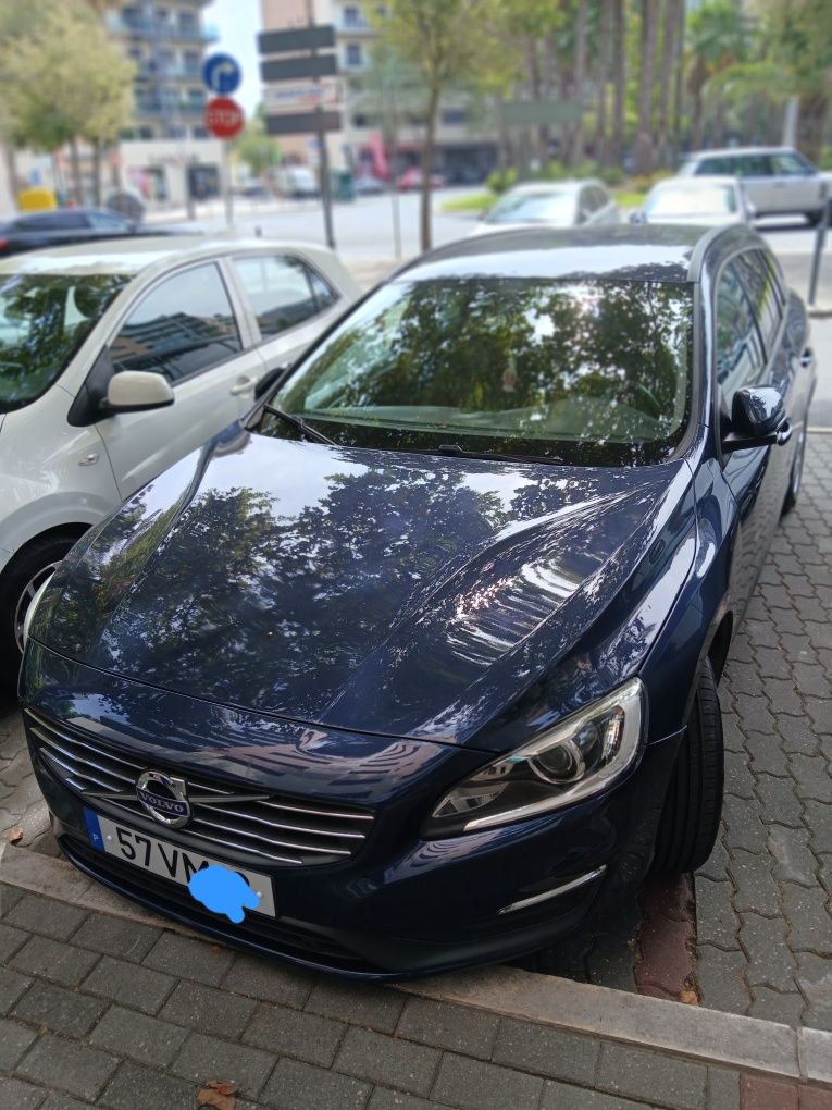 Volvo V60 - 12.500€