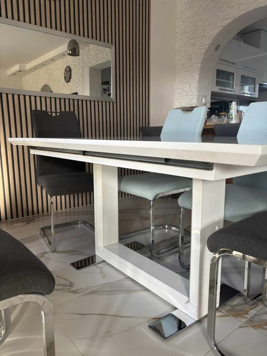 Stół biały laminowany do jadalni, salonu, kuchni