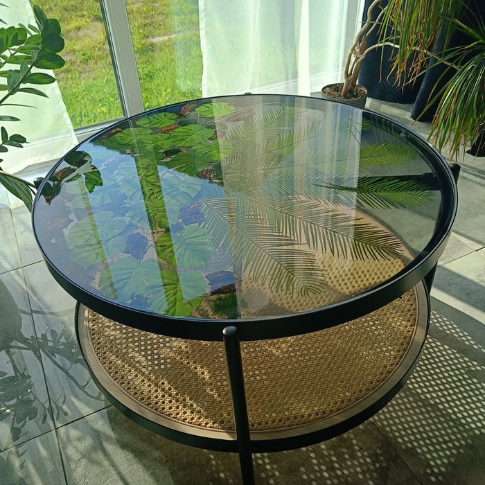 Stół z żywicą własnoręcznie zrobiony