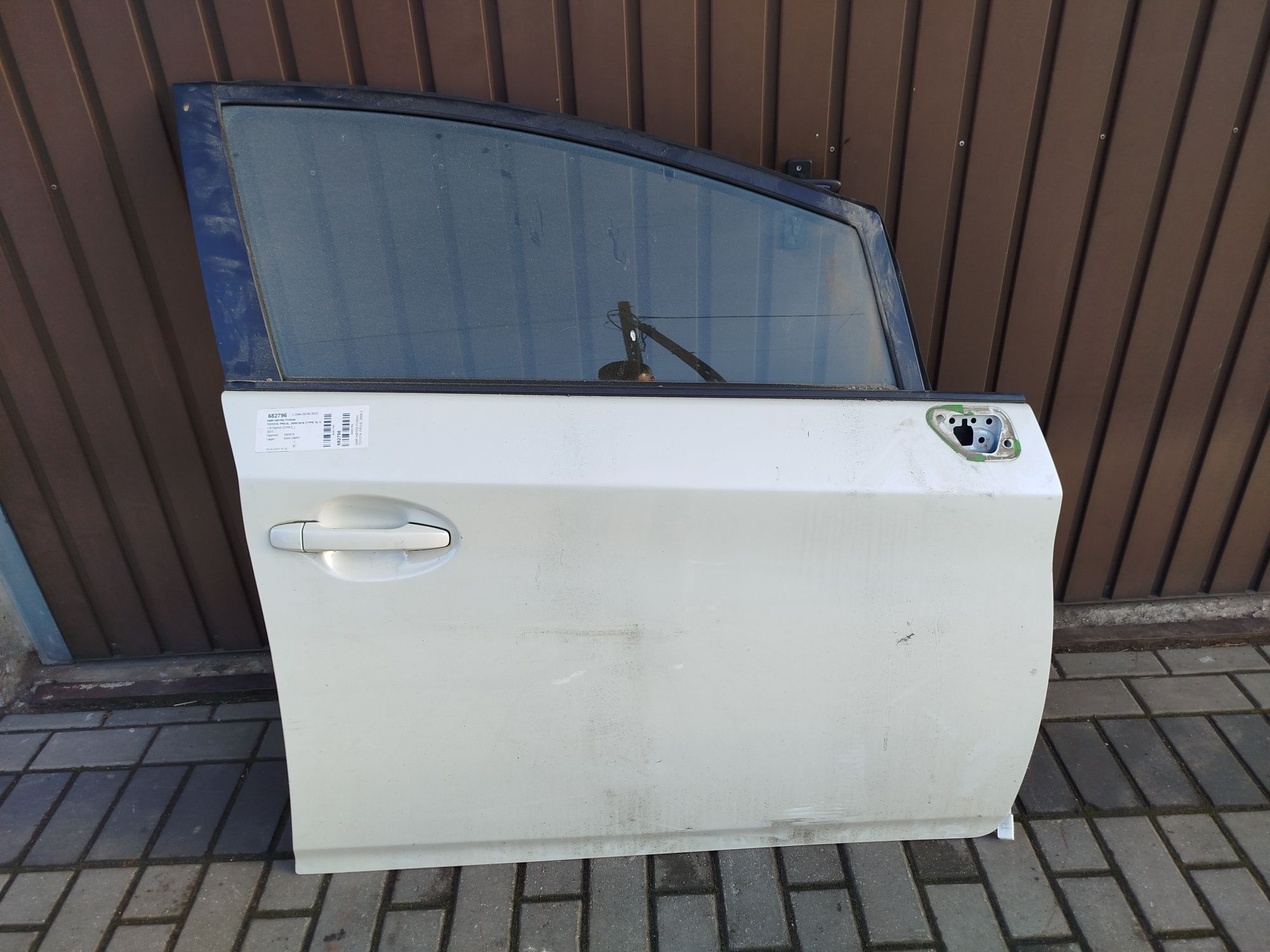 Toyota Prius lll Drzwi Prawe Przod