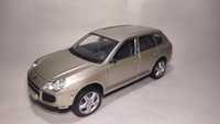 Большая модель Porsche cayenne turbo 1:18 Maisto, модель 1:18