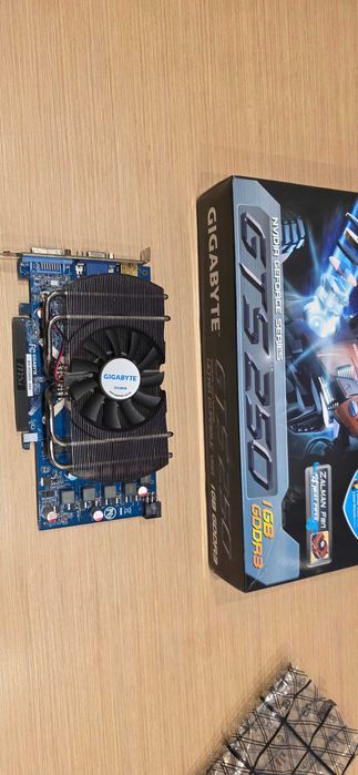 Karta graficzna Gigabyte GeForce GTS 250 DDR3/256bit 1024MB DVI/HDMI