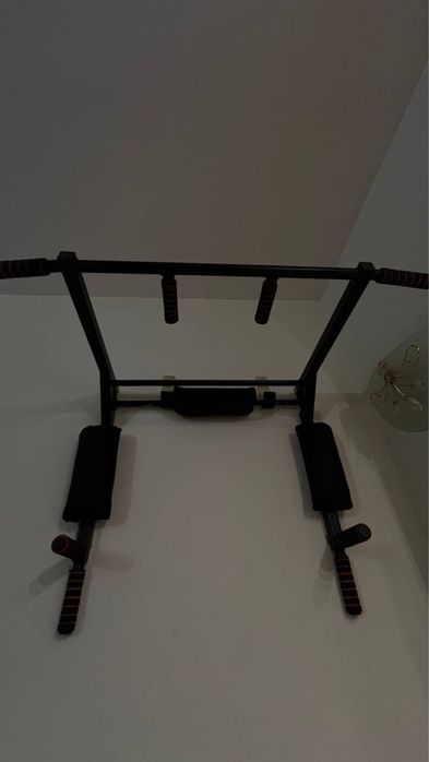 Турнік, бруси, доманій тренажер