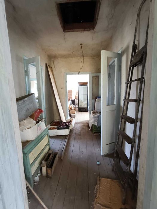 Два Будинку за ціною Одного, центр с.Мелесівка!