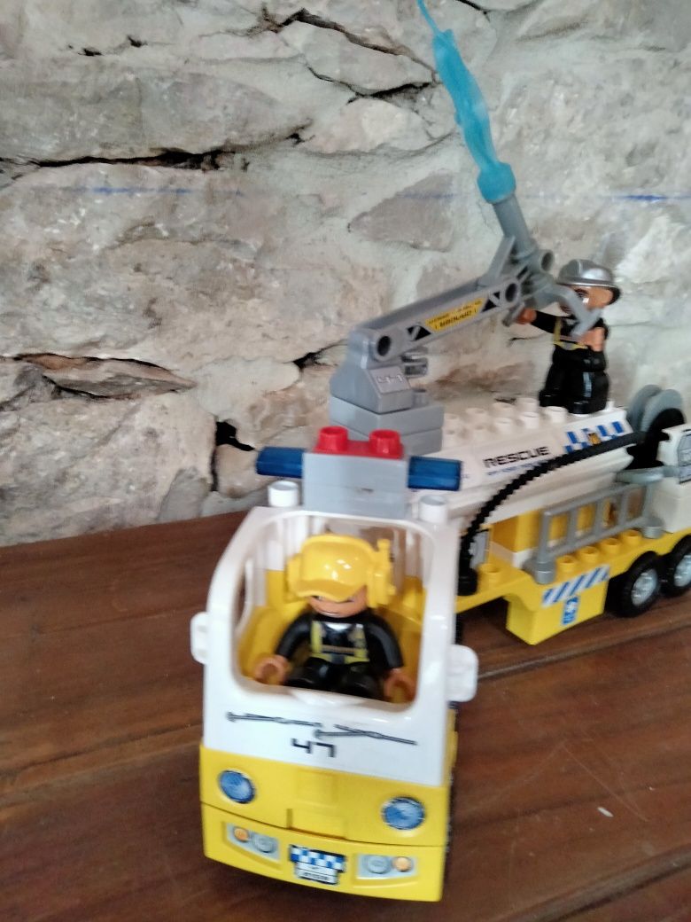 Lego duplo 7844 Camião Aeroporto Salvamento Descontinuado Coleção