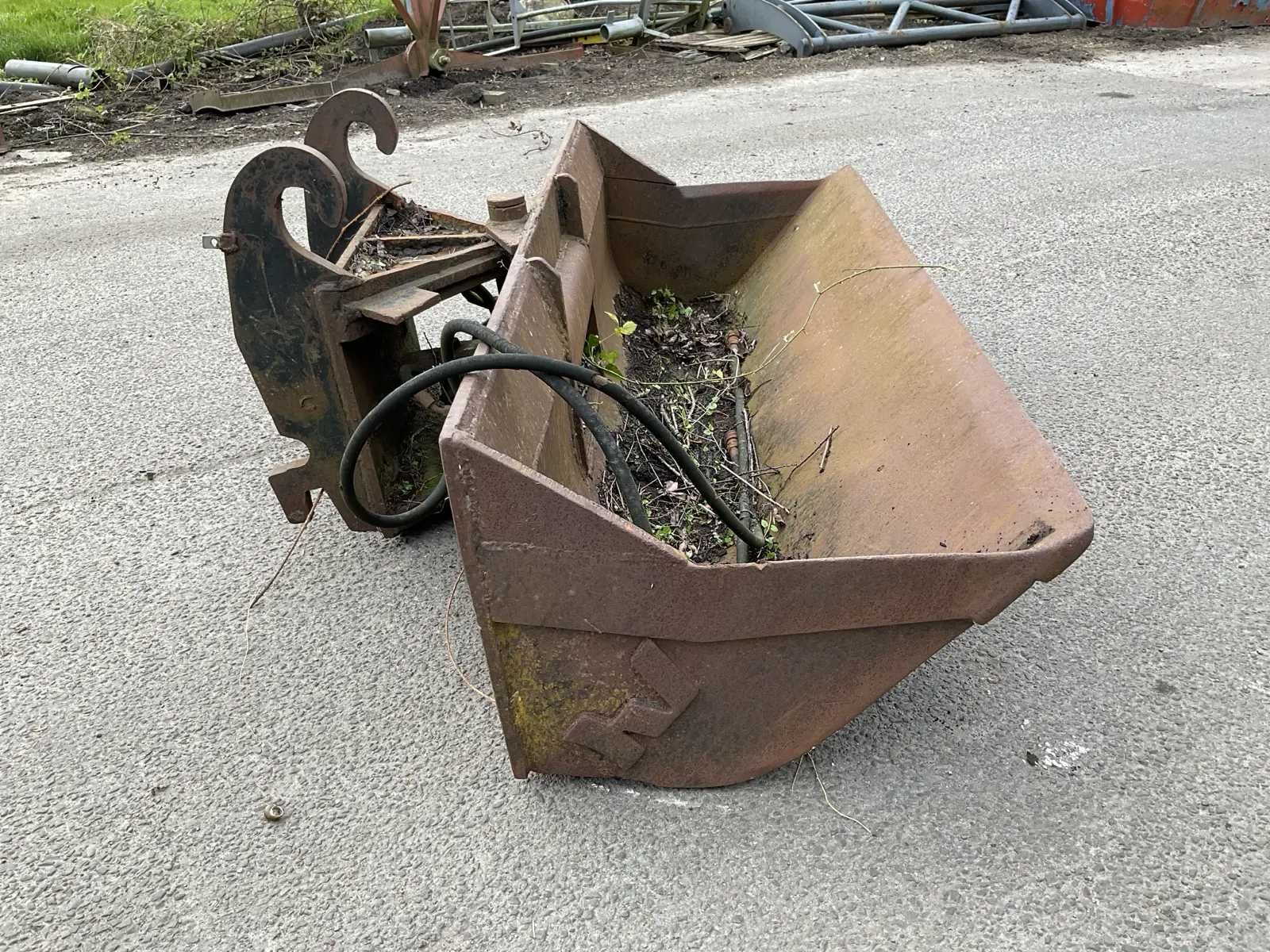 Łyżka skarpowa hydrauliczna uchylna 200cm szybkozłącze Verachtert CW30
