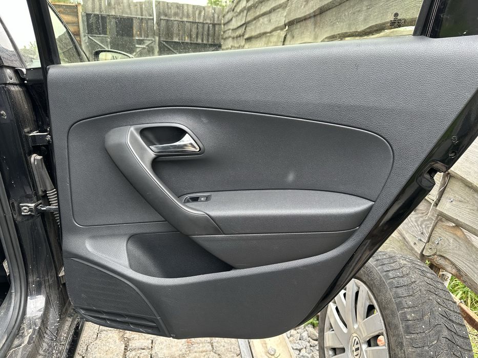 Карты дверей vw polo sedan седан поло обшивка