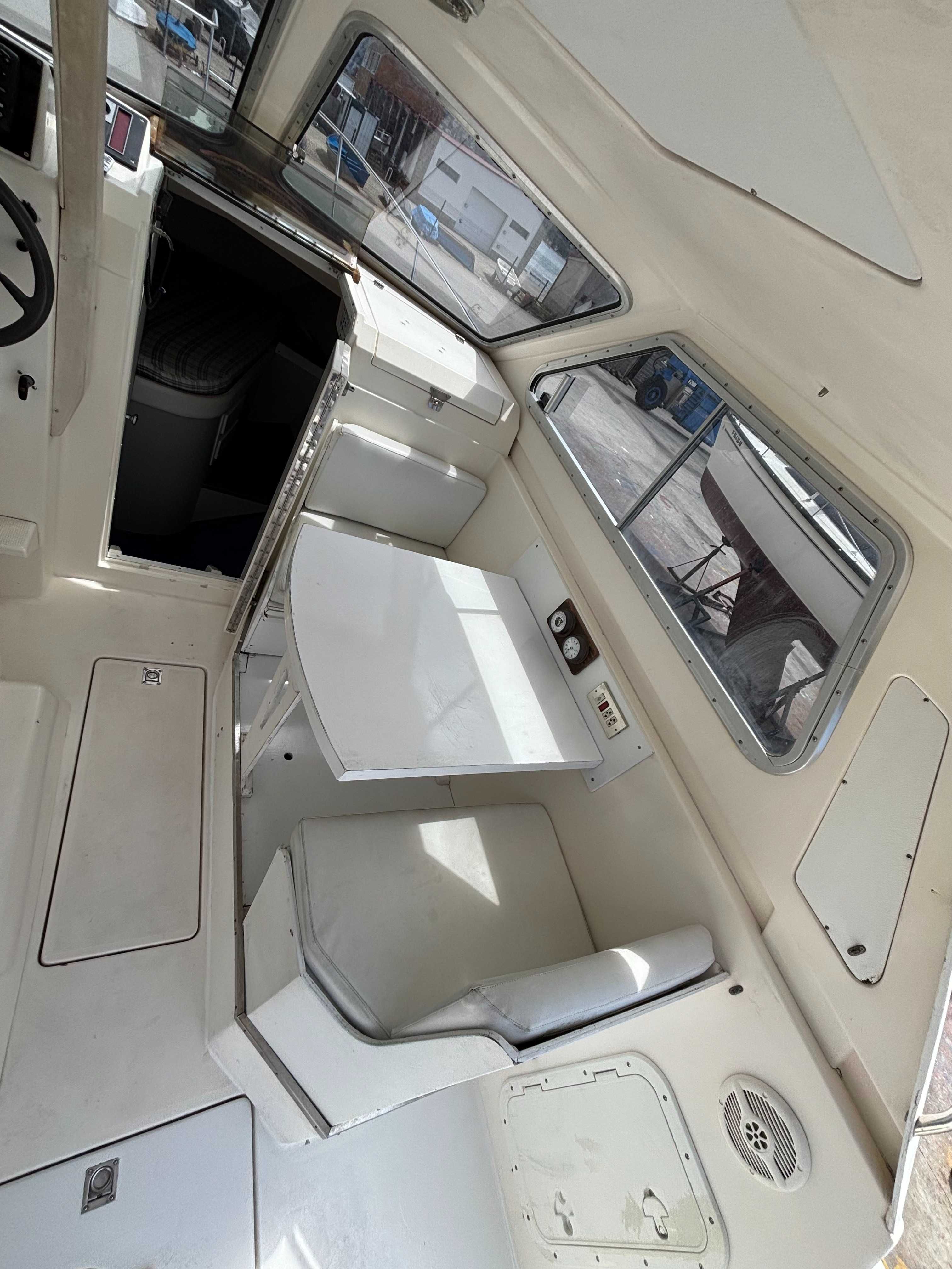 Barco Garin 750 FLy