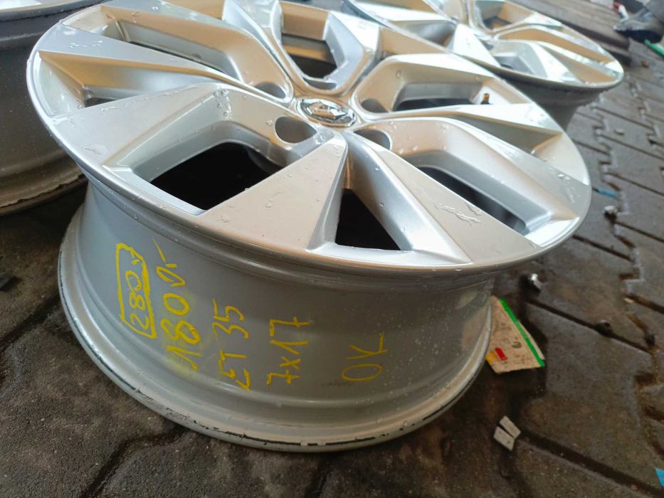 felgi aluminiowe RENAULT 5x114,3 et35 7jx17 jak Nowe
