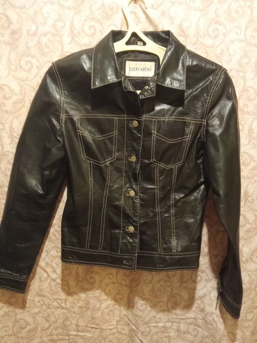 Шкіряні куртки жіночі