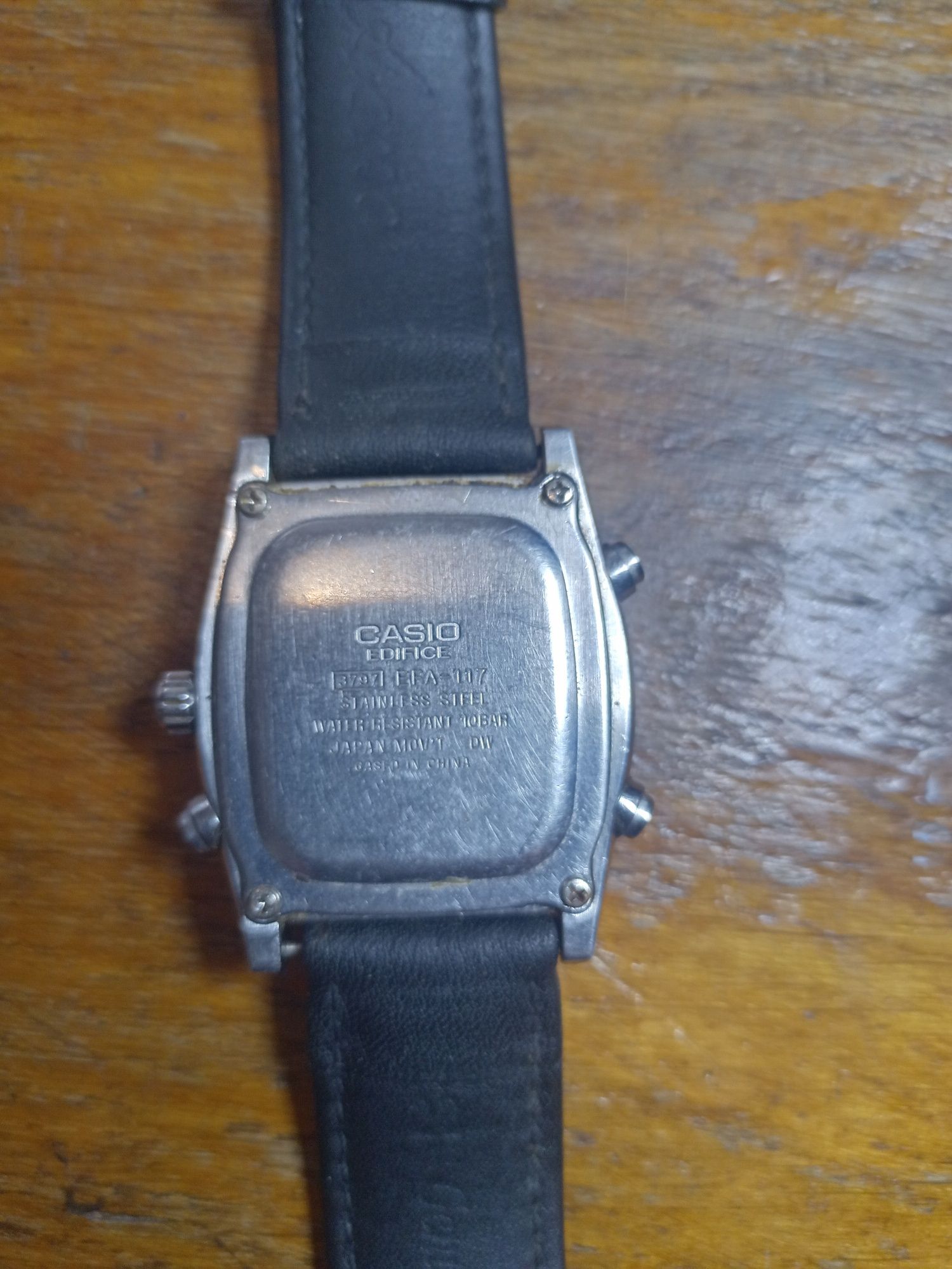 Годинник Casio продам