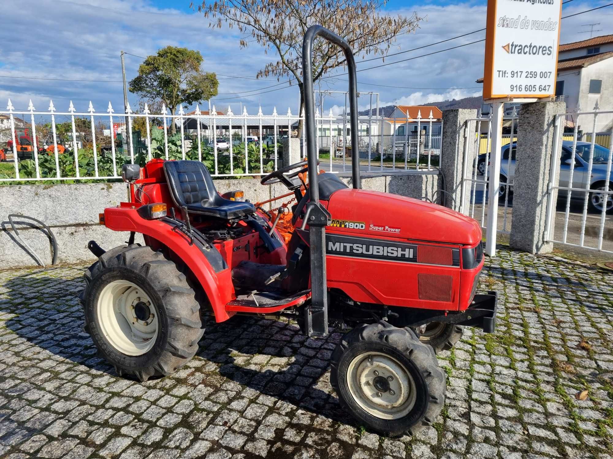 Trator Mitsubishi MT 190D com matrícula