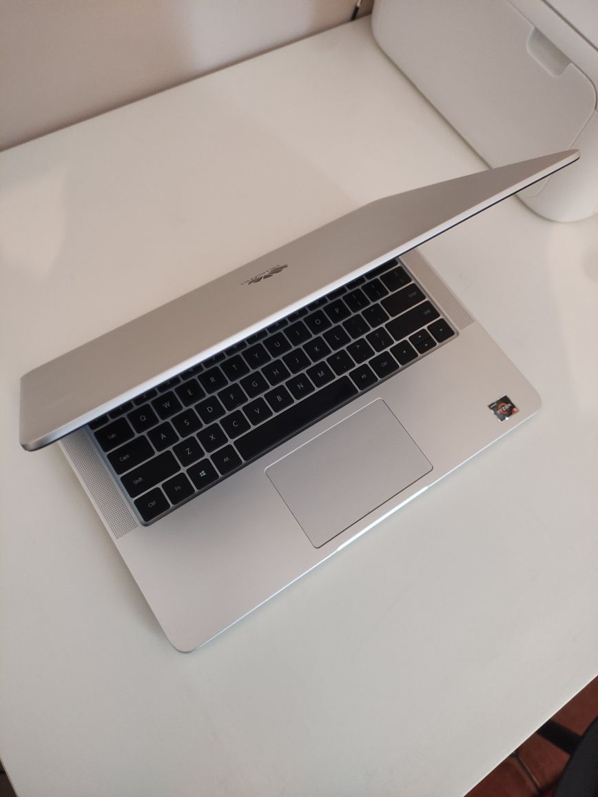 Huawei Matebook D Signature Edition