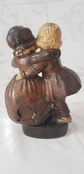 Escultura séc. XIX homem mulher dança traje típico Holanda