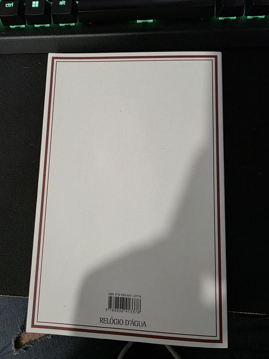 Livro de poemas de romance