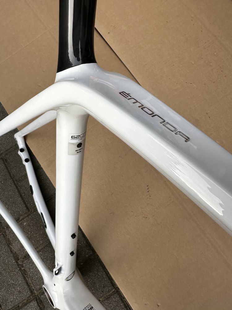Rama Trek Emonda SLR 800 OCLV Carbon rozm. 62cm 2023