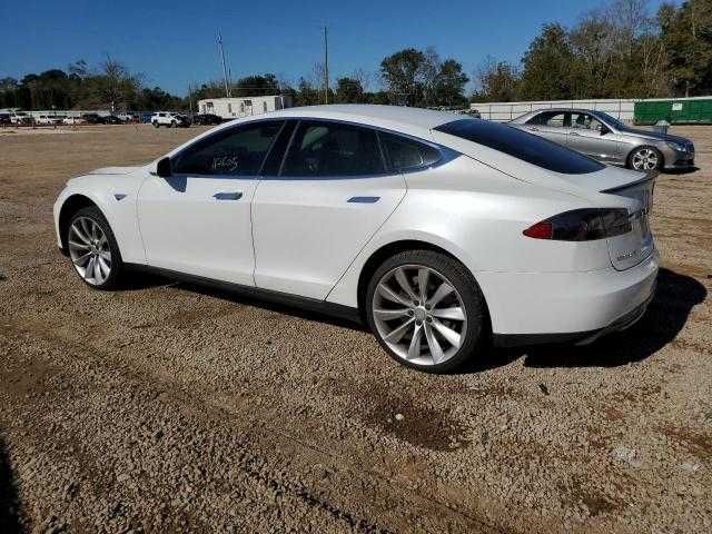 Tesla model s 85P 2012  Signature