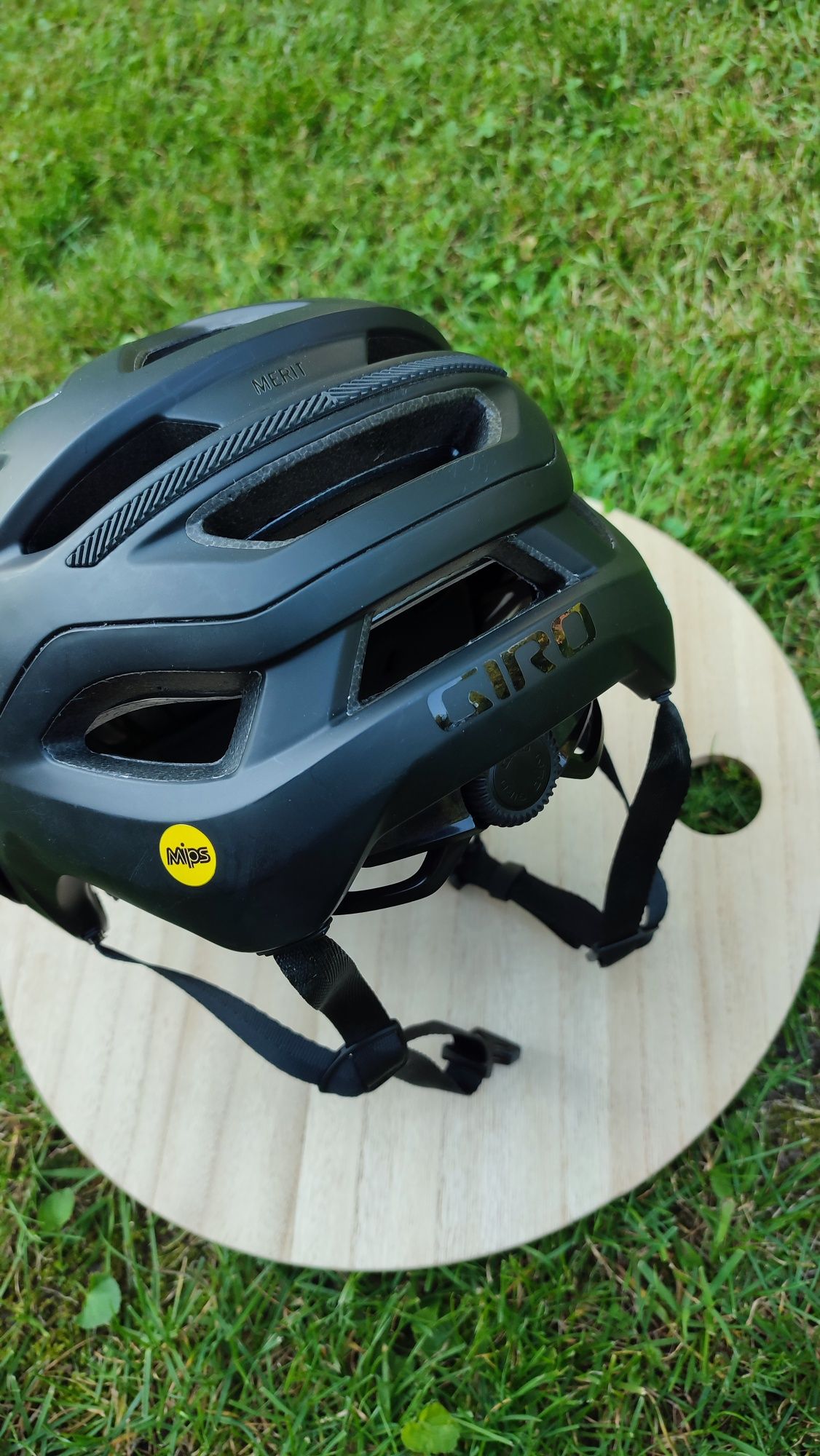 Kask mtb GIRO Merit Mips