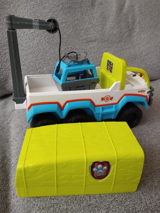 Патруль де люкс у кіно трансформер зума, джунглі всюдихід