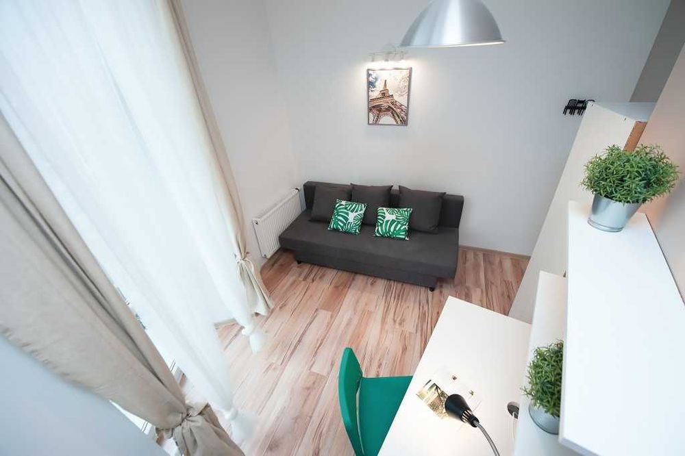 BALKON Pokój jednoosobowy DLA KOBIETY - 1 Maja 41 [p4]