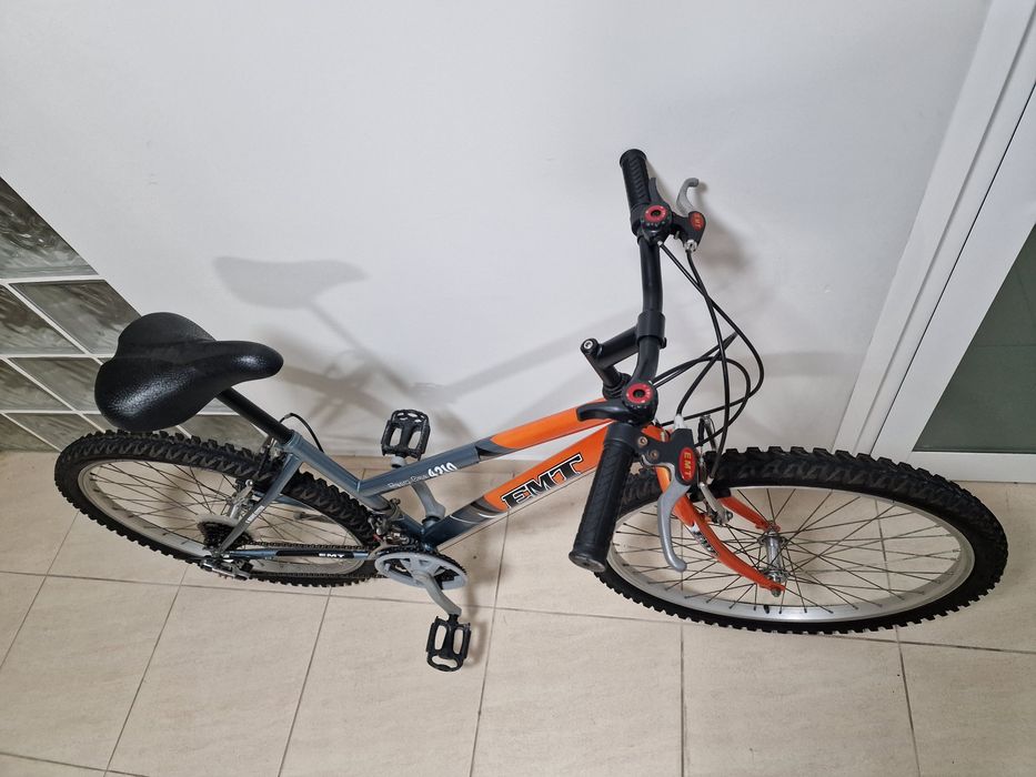 Bicicleta EMT Team Pro 4210 Roda 26