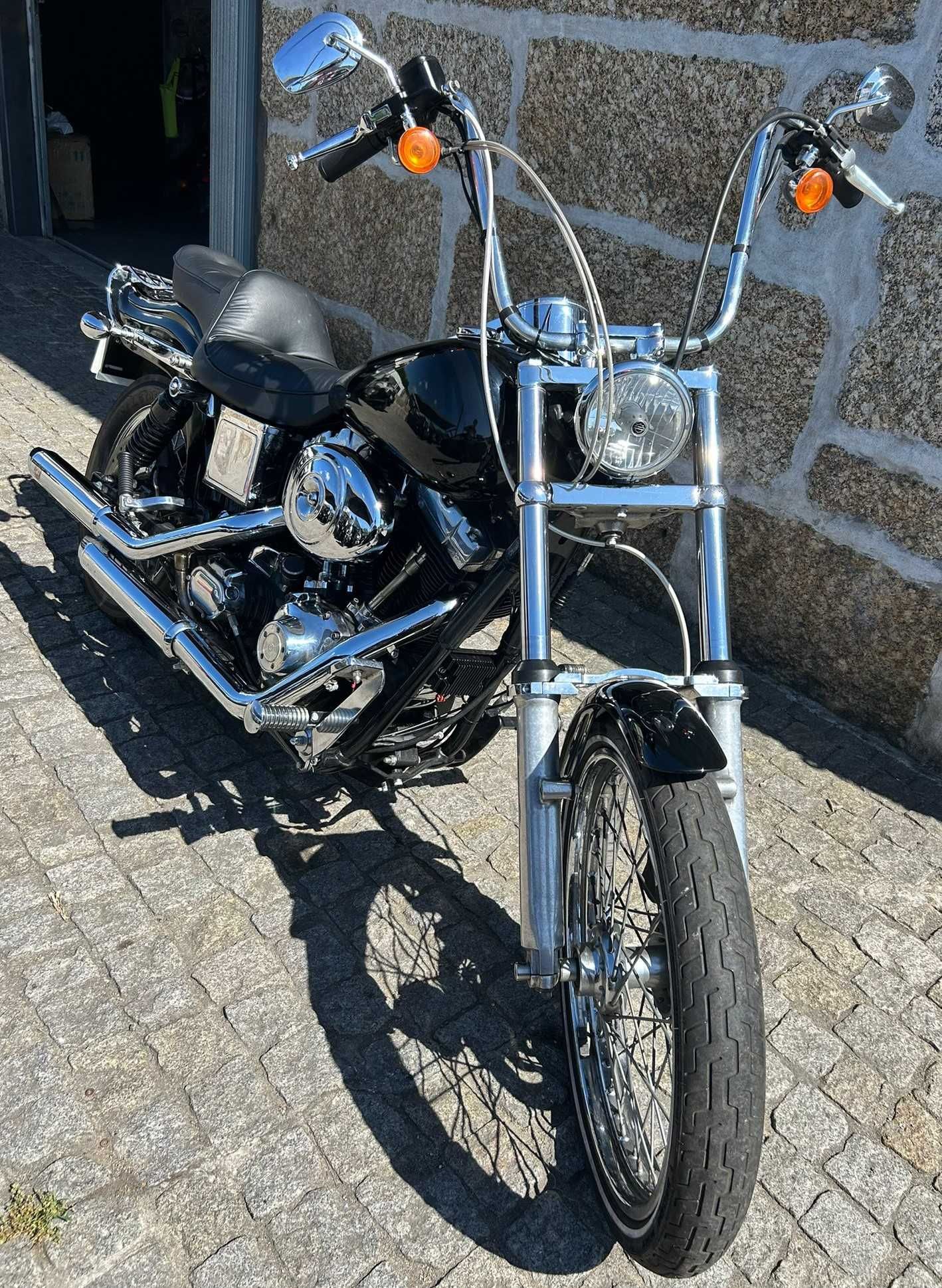 Harley Davidson Dyna Wide Glide - 01