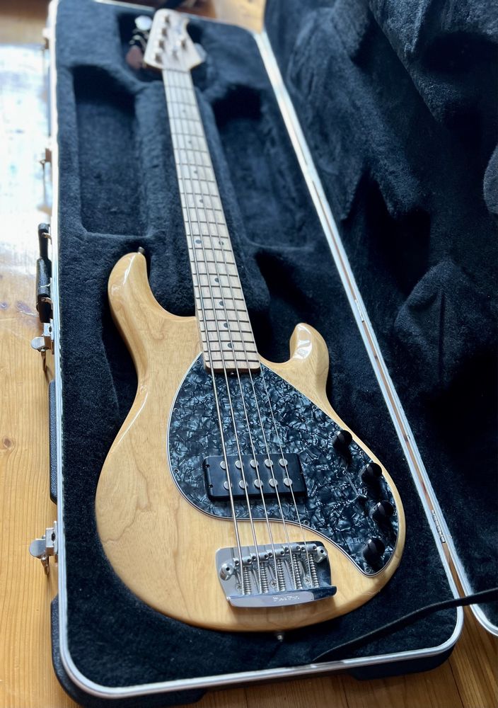 Gitara Basowa Musicman Stingray 5