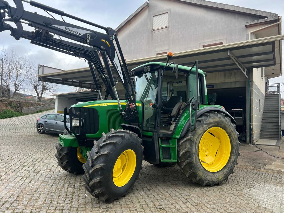 Trator John Deere  6320