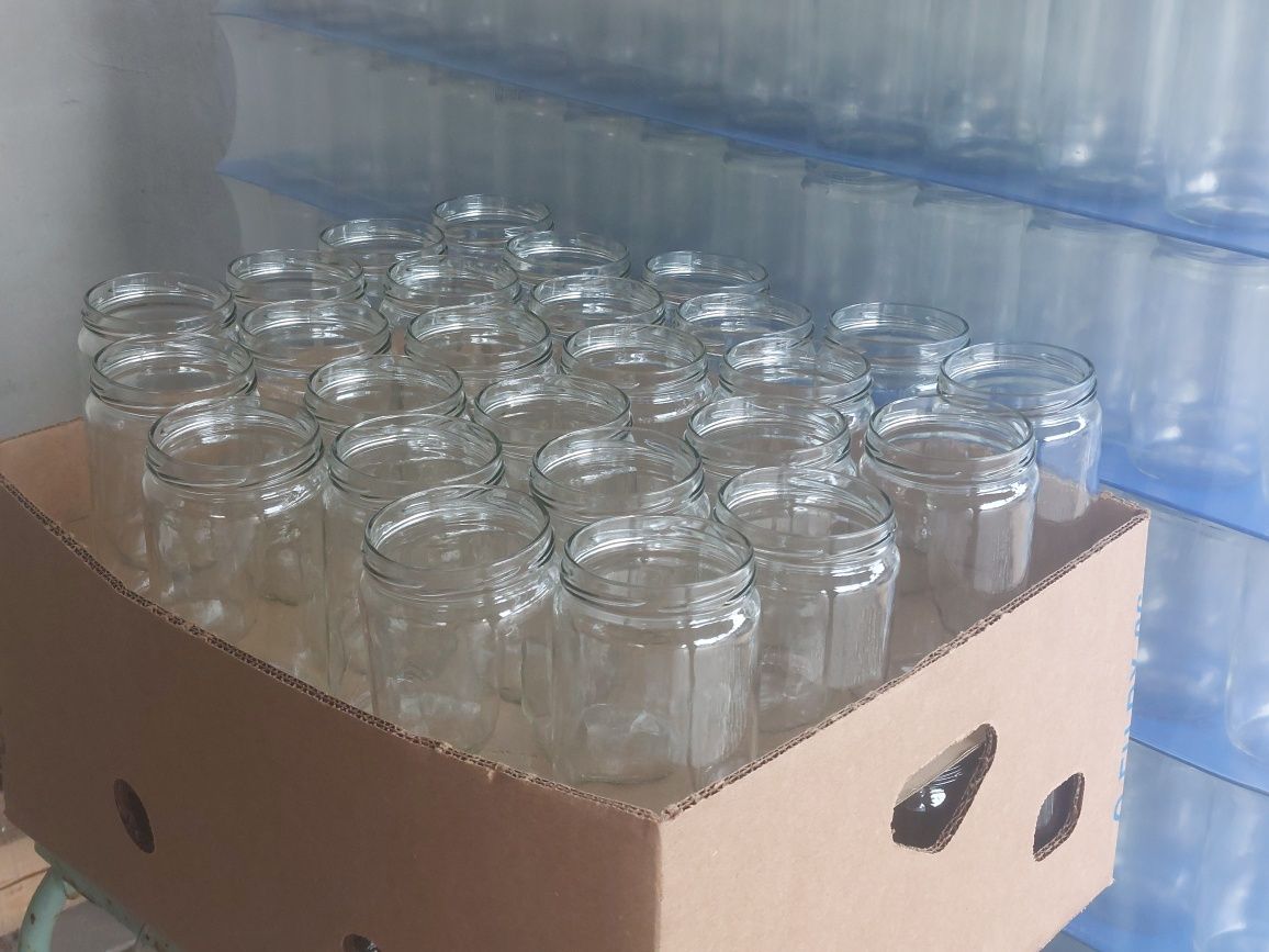 Słoik 720ml fi 82 mm (dwa rodzaje do miodów, kiszonek, zup)
