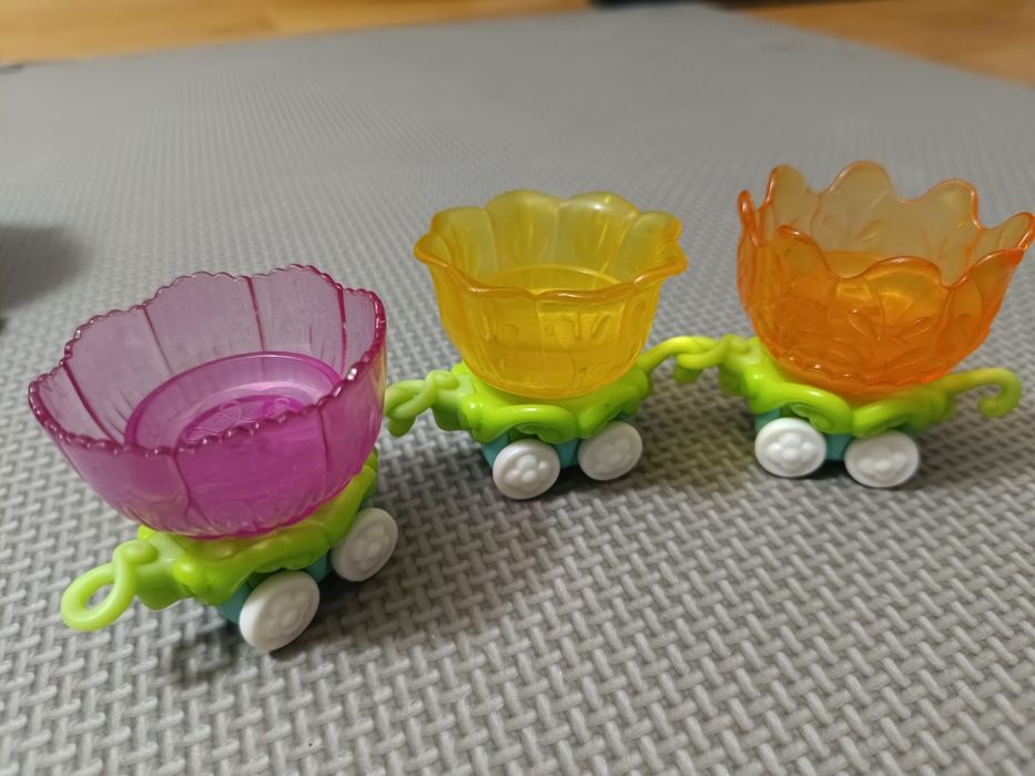 Zabawka pociąg wagoniki