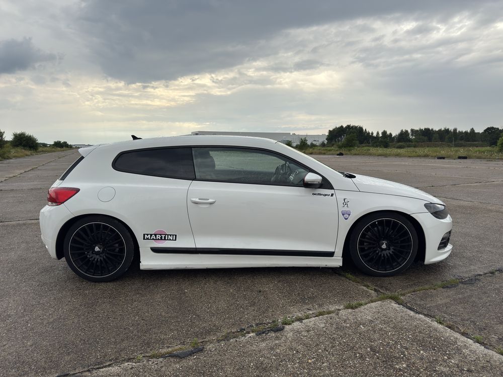 VW Scirocco 2.0 tsi dsg automat