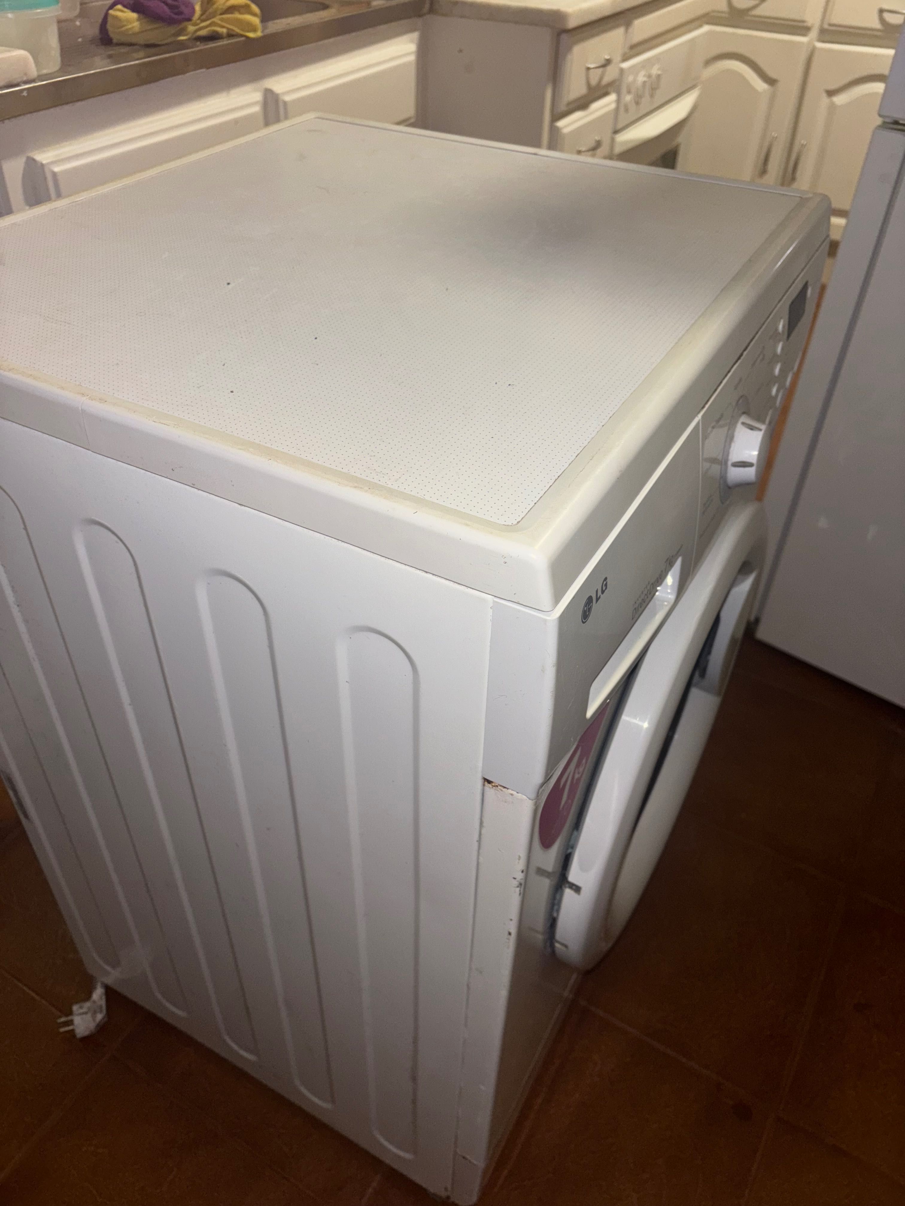 Máquina de lavar roupa LG 7 kilos