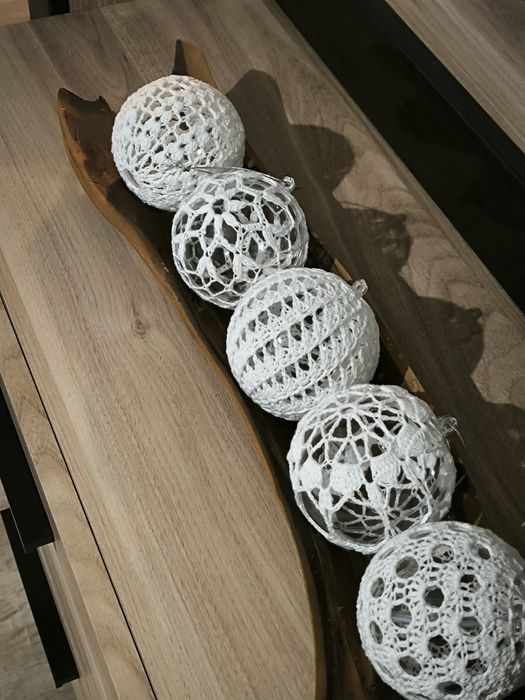 Bombki choinkowe wykonane na szydełku