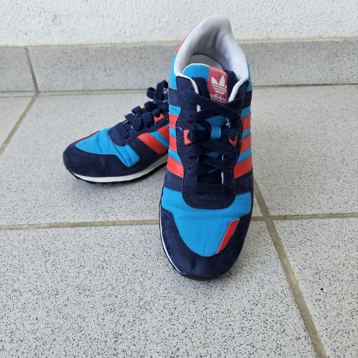Sapatilhas Adidas tamanho 36