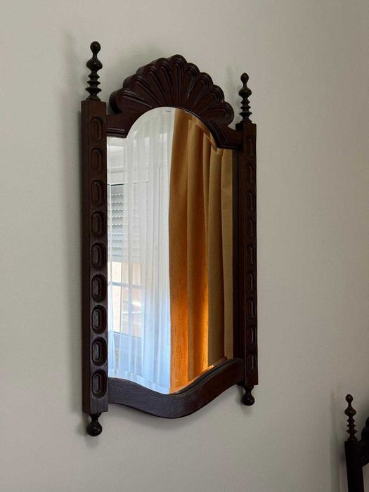 Mobília de quarto casal completa. Quase nova.