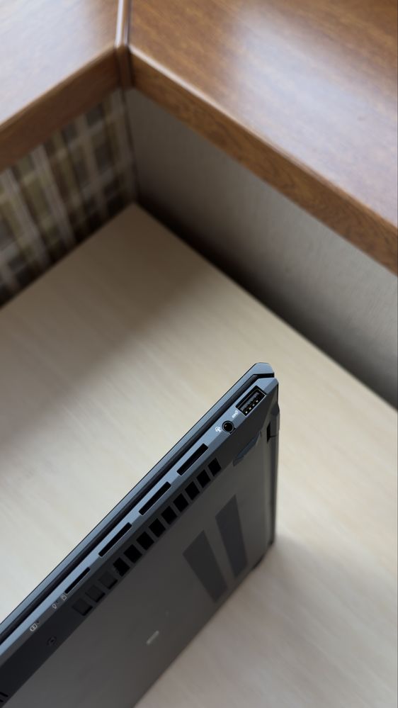 Ноутбук ASUS ZenBook 14X OLED UX5401EA-L7103T (90NB0UQ5-M02670)