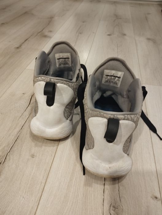 Buty Jordan do koszykówki 42,5