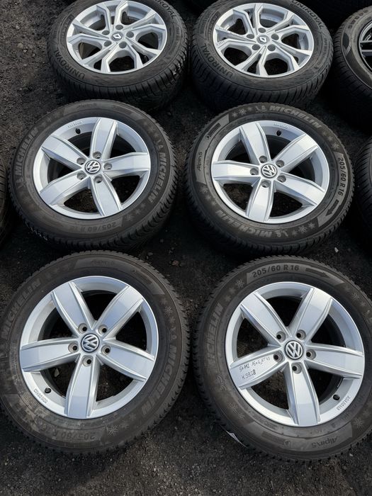 Komplet kół zimowych 5x112 Audi Vw Skoda 205/60/16 Michelin