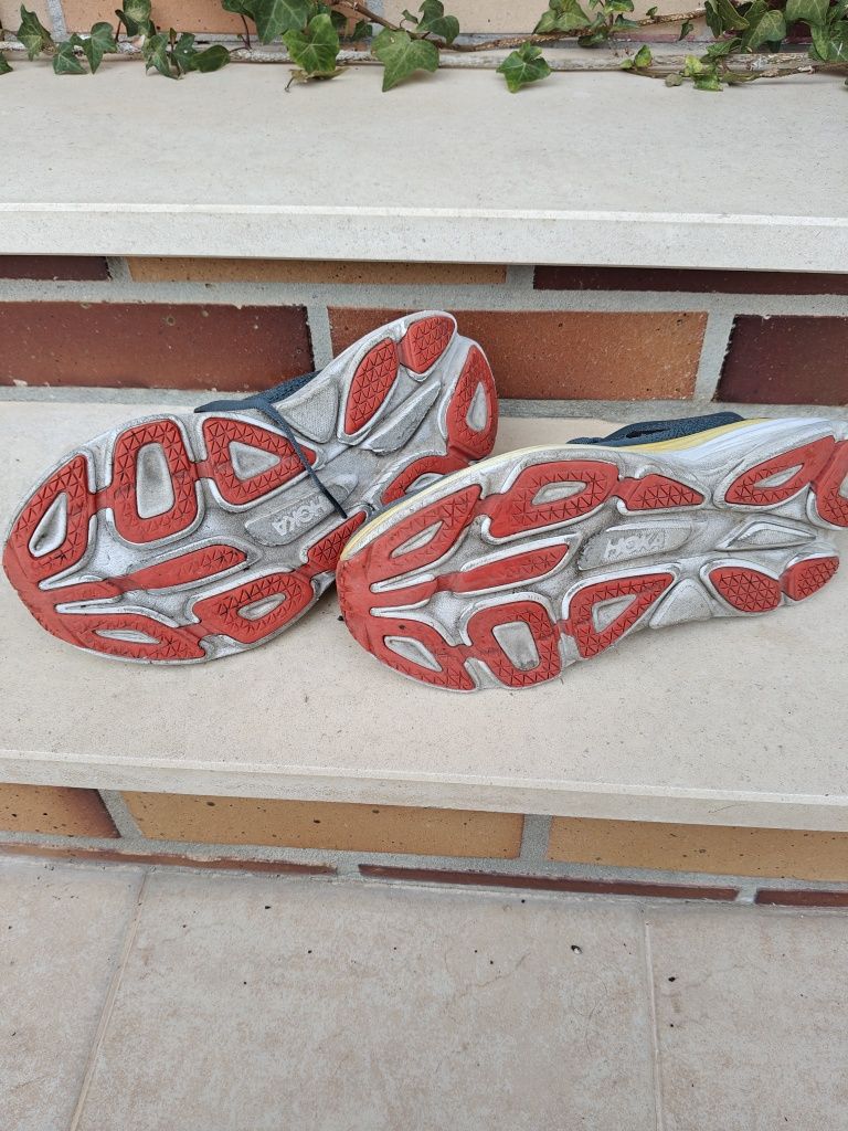 Hoka Bondi 8 Run