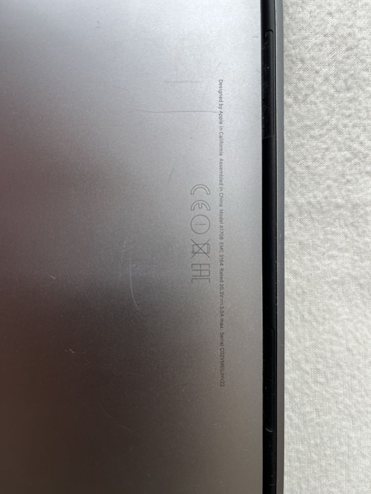 Macbook pro 13 (2017)