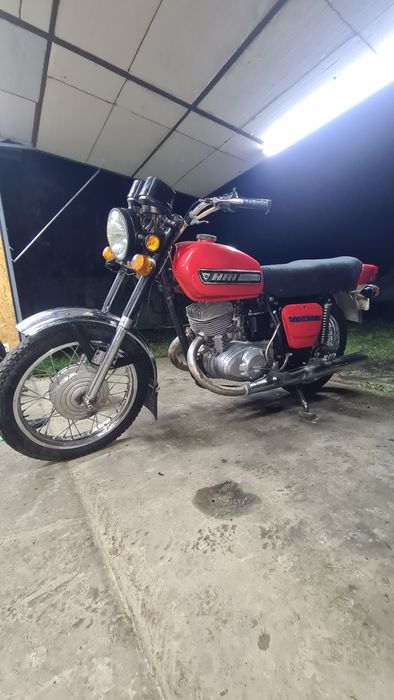 Мотоцикл іж планета 5