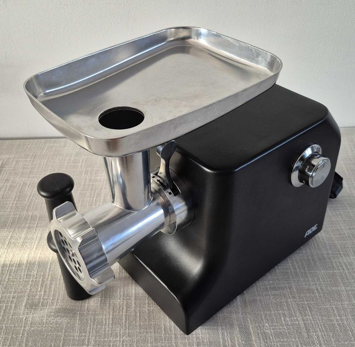 Maszynka do mięsa ADE KA1801