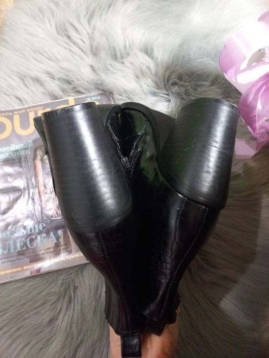 Казаки жіночі 42